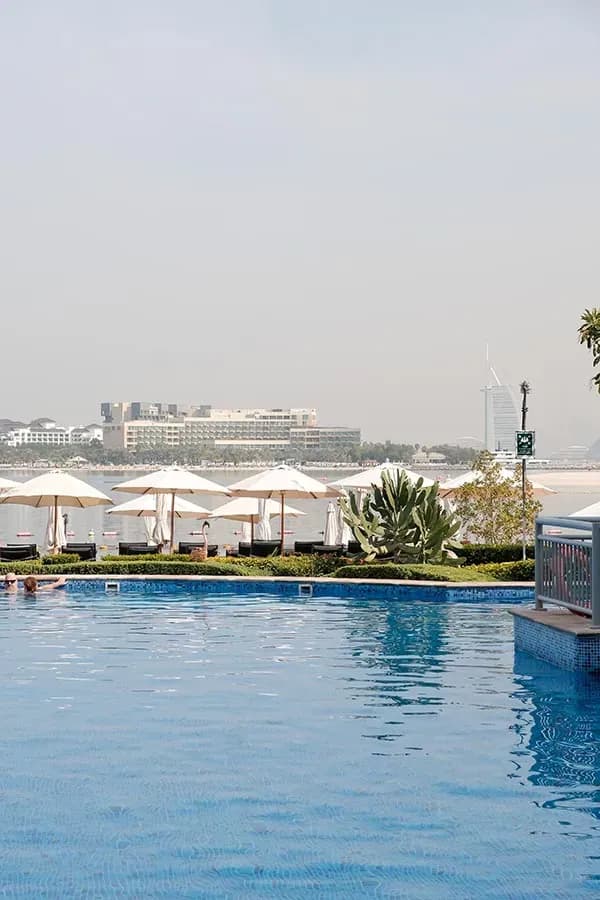 riva-gallery-pool