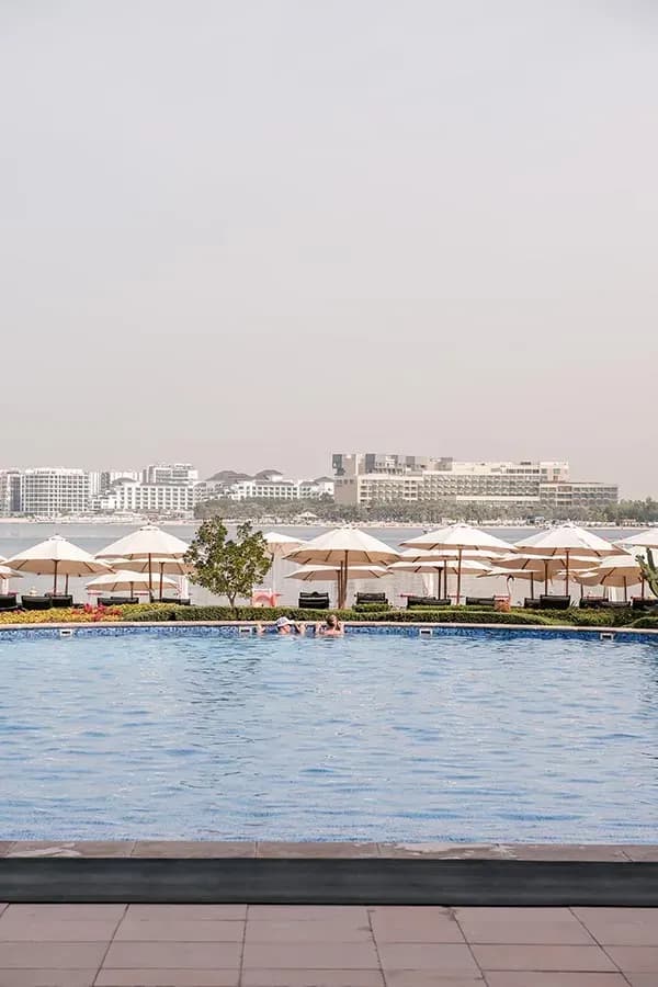 riva-gallery-pool