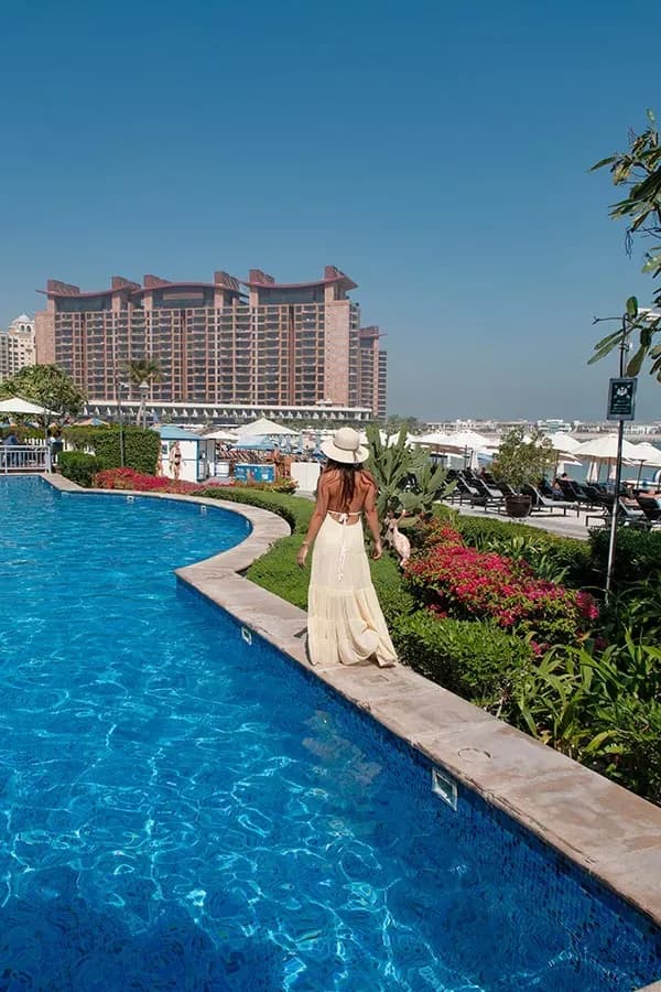 riva-gallery-pool