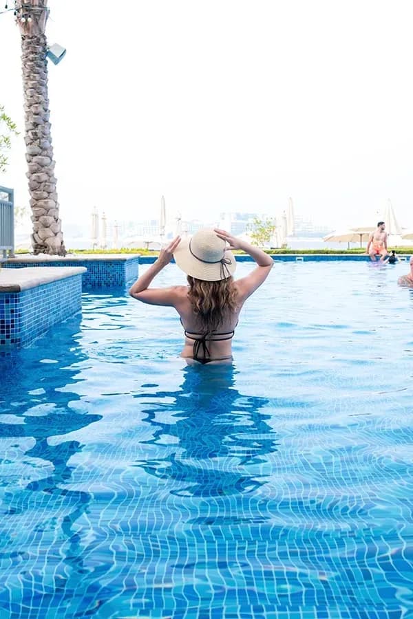 riva-gallery-pool