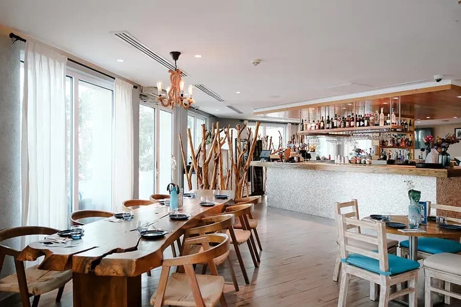riva-gallery-restaurant